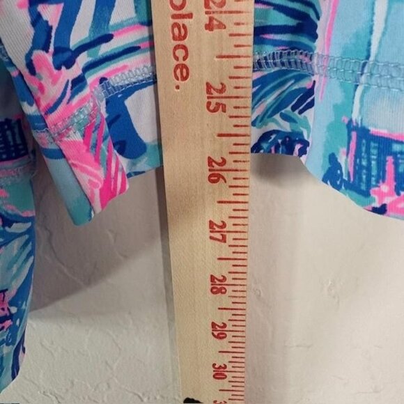 Lilly Pulitzer Luxletic Shirt Womens Medium Pink Blue Palm Print Long Sleeve - Picture 9 of 9